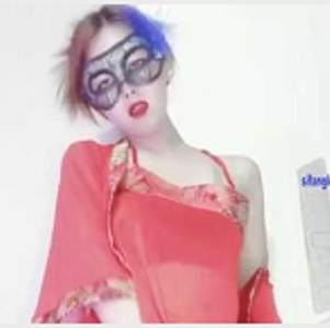 快手火辣妹子《艾米》超爽紫薇L舞合集