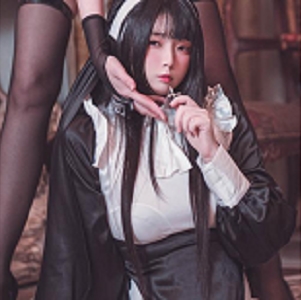 p站人气网红《落落Raku》小合集