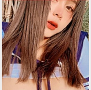 斗鱼蜜桃主播1《mintra44444》和猛男多人运动