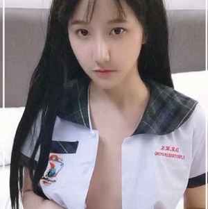中泰混血泰国高颜值妹子《StudentGirl》自我安慰