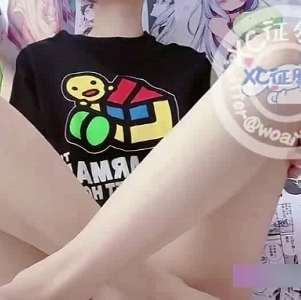Twitter网红《xc征服者》无比白皙的筷子腿