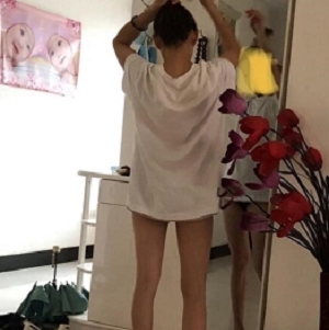 超火的挑战伦理的真实记录：妈妈乱L，1个月多的全程记录，最终内社成功的绝版完整合集，20V-1.3G