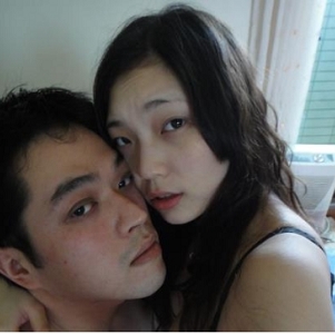 《夫妻自拍，纯天然胶原蛋白美女，日常记录打粑粑》