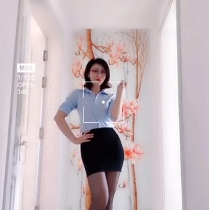 网红女神锦缎儿芝芝的大礼包，18-50岁的粉丝可获得一份诱惑力十足的半透明纱衣。这款纱衣设计俏皮可爱，温柔如清风，让