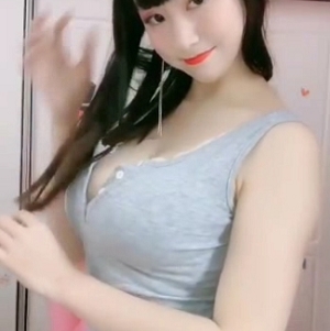 欧阳娜娜明星定制白兔热舞