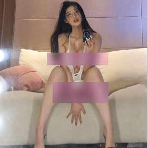 抖音荷拉私房多视角视频合集4G