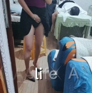 自拍AAlife约会三人游公司展示合集177部45.5G身材勾魂