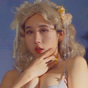 云溪溪套图合集13套9.1G推特展示珍藏版