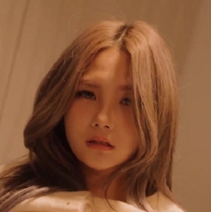 TikTok孟若羽热舞视频1V957M太顶了