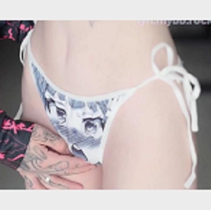 pinkloving蜜桃向作品2V770M青涩感拉满