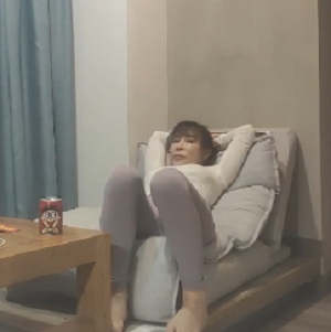 街拍熟女大姐实战视频1.3G极致诱惑1部