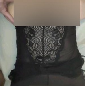 海角社区女老板职场风云8v1.82G办公室秘闻