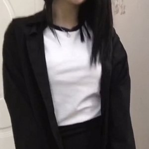 网红在下小羊皮皮虾娇小可人合集8部1.02G真会扭