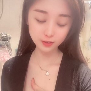 快手男王热舞私密展示226部6.91G清纯竹笋奶太撩人