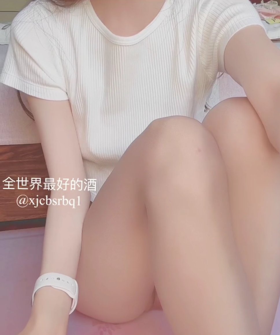 酒儿绝美私拍合集39部6.9G蜜桃太翘了