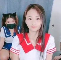 海外直播平台销魂夜四女一哥一人妖首度狂嗨1V708M