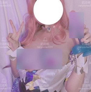 微胖界尤物奶油桃私拍大罩杯视频16部82M合集推特女神太顶了