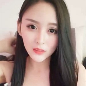 风情少妇三人行私密直播合集36V13G娇媚动人